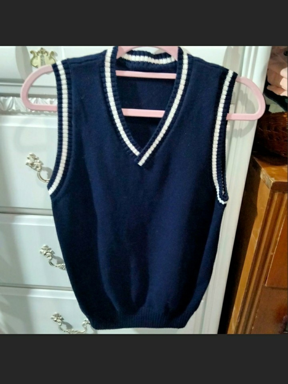 Navy V-Neck Sleeveless Knit Sweater with White Trim